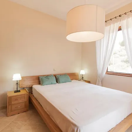 Thelma, Trani Ammouda #feelslikehome Όρμος Παναγιάς