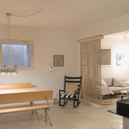 Thelma, Trani Ammouda #feelslikehome Βίλα