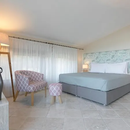 Thelma, Trani Ammouda #feelslikehome Όρμος Παναγιάς