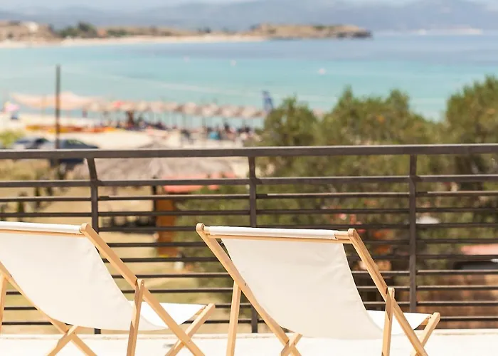 Thelma, Trani Ammouda #feelslikehome Ormos Panagias